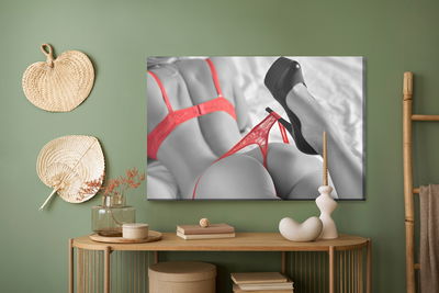 Ljuddämpande tavla - Voluptuous woman in lingerie