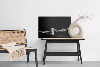 Ljuddämpande tavla - A woman in an erotic pose