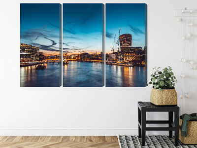 Ljuddämpande tavla - River thames in great britain