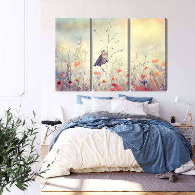 Ljuddämpande tavla - A bird among wild flowers