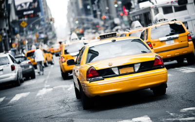 Ljuddämpande tavla - Taxis on the streets of new