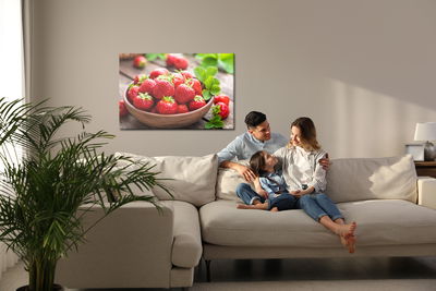 Ljuddämpande tavla - A bowl of strawberries