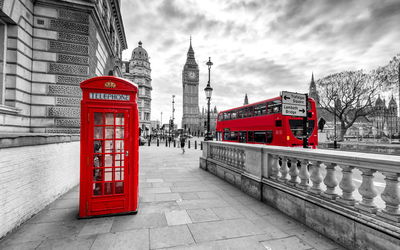 Ljuddämpande tavla - Red phone booth in London