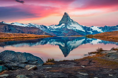 Ljuddämpande tavla - Morning in the swiss alps