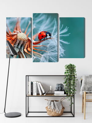 Ljuddämpande tavla - Ladybug on a dandelion