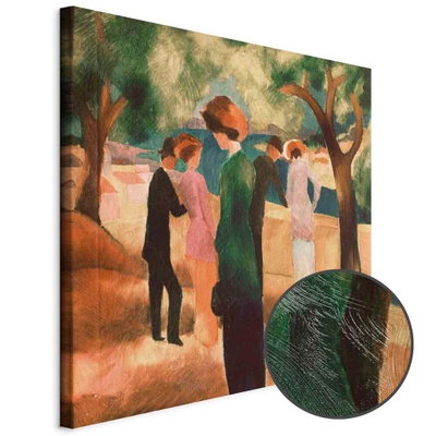 Schuin productaanzicht van August macke lady in green. Het motief loopt door over de randen van het canvas. Een ronde detailopname toont het reliëf van het geloppervlak.