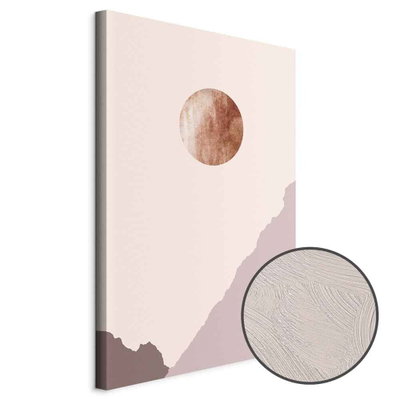 Schuin productaanzicht van Mountain planet. Het motief loopt door over de randen van het canvas. Een ronde detailopname toont het reliëf van het geloppervlak.