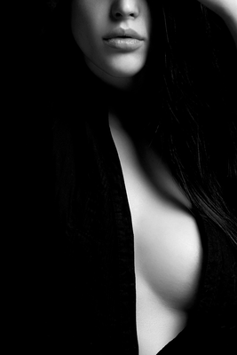 Vooraanzicht van Sensual elegance. De volledige gedrukte compositie is te zien zonder het schuine productaanzicht of de detailopname van het geloppervlak.