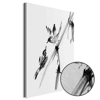Schuin productaanzicht van Winged love. Het motief loopt door over de randen van het canvas. Een ronde detailopname toont het reliëf van het geloppervlak.