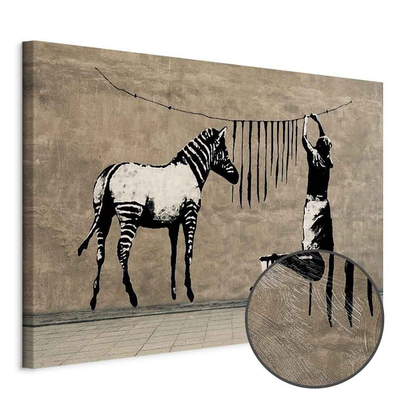 Produktvy av Banksy washing zebra on. En rund detaljförstoring visar den strukturerade gelytan.