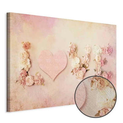Schuin productaanzicht van Time for love wide. Het motief loopt door over de randen van het canvas. Een ronde detailopname toont het reliëf van het geloppervlak.