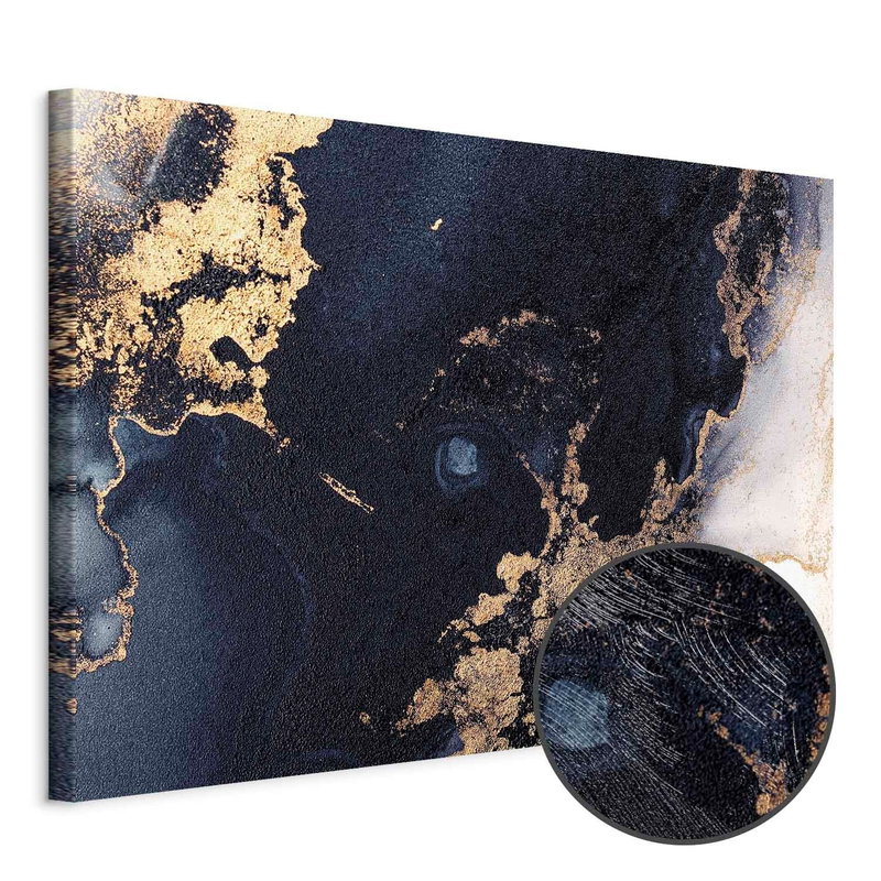 Produktvy av Marble and navy blue. En rund detaljförstoring visar den strukturerade gelytan.