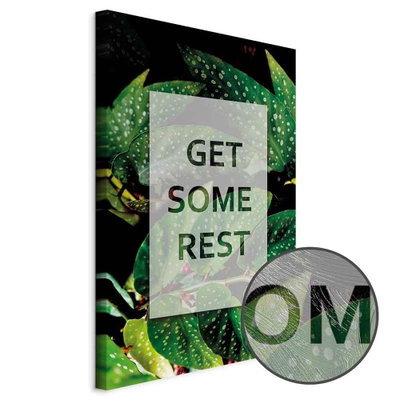 Schuin productaanzicht van Get some rest. Het motief loopt door over de randen van het canvas. Een ronde detailopname toont het reliëf van het geloppervlak.