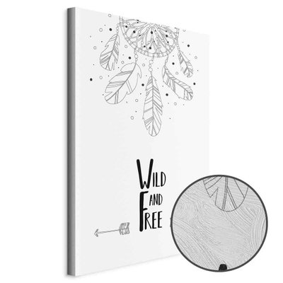 Schuin productaanzicht van Wild and free. Het motief loopt door over de randen van het canvas. Een ronde detailopname toont het reliëf van het geloppervlak.