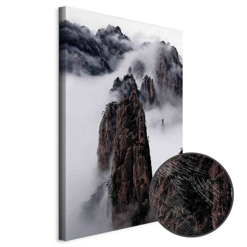 Produktvy av High mountains in mist -. En rund detaljförstoring visar den strukturerade gelytan.