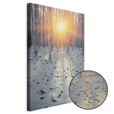 Schuin productaanzicht van Winter afternoon. Het motief loopt door over de randen van het canvas. Een ronde detailopname toont het reliëf van het geloppervlak.