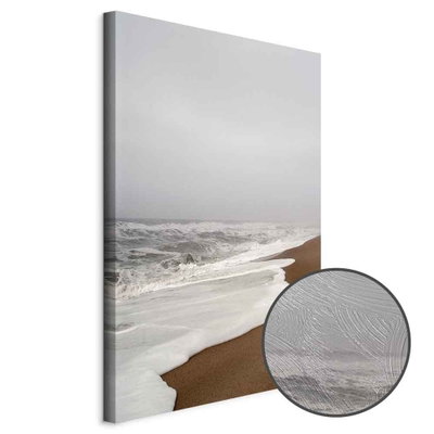 Schuin productaanzicht van Autumnal ebb. Het motief loopt door over de randen van het canvas. Een ronde detailopname toont het reliëf van het geloppervlak.
