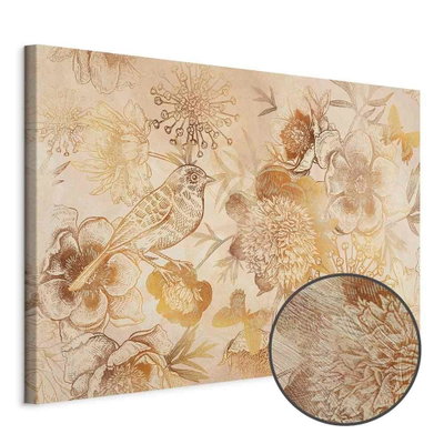 Schuin productaanzicht van Golden mosaic of nature wide. Het motief loopt door over de randen van het canvas. Een ronde detailopname toont het reliëf van het geloppervlak.