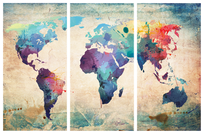 Vooraanzicht van Rainbow map. De volledige gedrukte compositie is te zien op 3 canvasdelen met zichtbare tussenruimten.