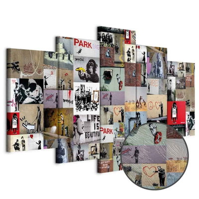 Schuin productaanzicht van Art of collage banksy iv. De 5 canvasdelen vormen samen één compositie. Een ronde detailopname toont het reliëf van het geloppervlak.