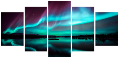 Vooraanzicht van Night light ii. De volledige gedrukte compositie is te zien op 5 canvasdelen met zichtbare tussenruimten.