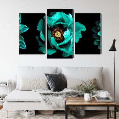 Ljuddämpande tavla - Turquoise flowers on a black