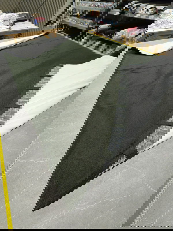 Silent Curtain Feltra - andrahandssortering, grön