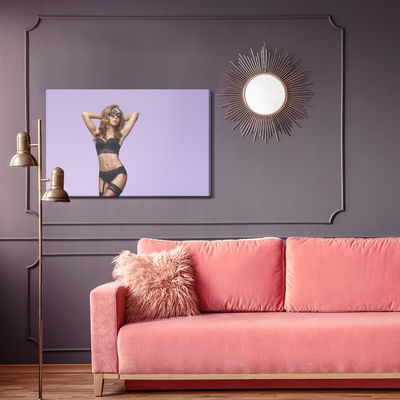 Ljuddämpande tavla - A woman in a mask and sexy