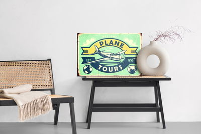 Ljuddämpande tavla - Plane and retro lettering