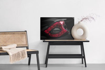 Ljuddämpande tavla - Red carnival mask