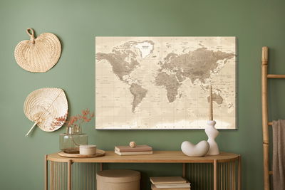 Ljuddämpande tavla - Physical world map