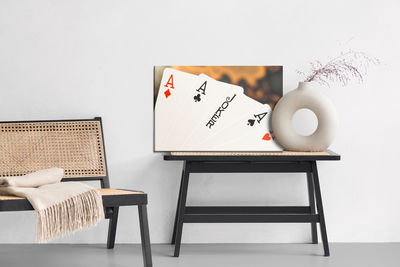 Ljuddämpande tavla - Joker among aces