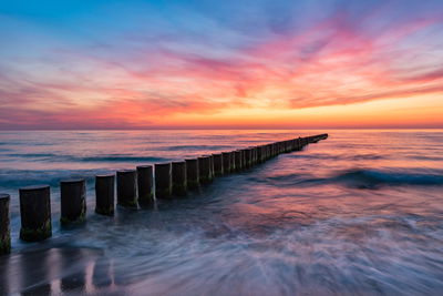 Ljuddämpande tavla - The baltic sea with wooden