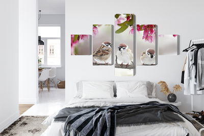 Ljuddämpande tavla - Sparrows among flowers