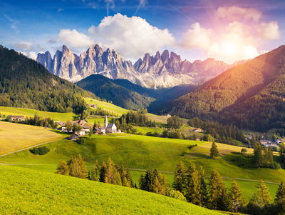 Ljuddämpande tavla - Sunny day in the mountains