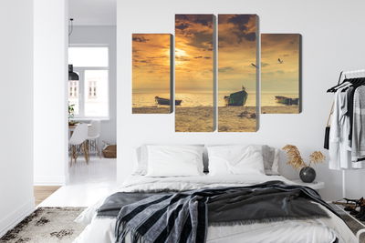 Ljuddämpande tavla - Boats on the beach at sunset
