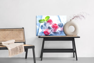 Ljuddämpande tavla - Forest fruits in ice