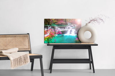 Ljuddämpande tavla - A waterfall in a colorful