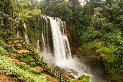 Ljuddämpande tavla - Pulhapanzak waterfall