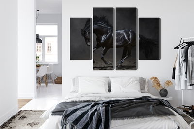Ljuddämpande tavla - Black horse at a gallop