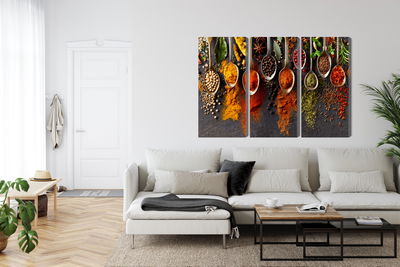 Ljuddämpande tavla - Spices on a black background