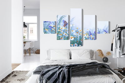 Ljuddämpande tavla - Butterfly and wildflowers