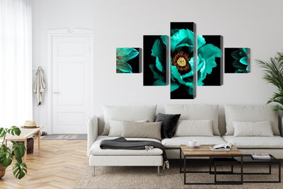 Ljuddämpande tavla - Turquoise flowers on a black