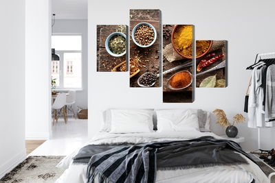 Ljuddämpande tavla - Board with various spices