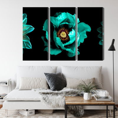 Ljuddämpande tavla - Turquoise flowers on a black