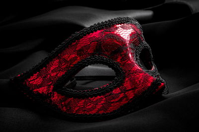 Ljuddämpande tavla - Red carnival mask