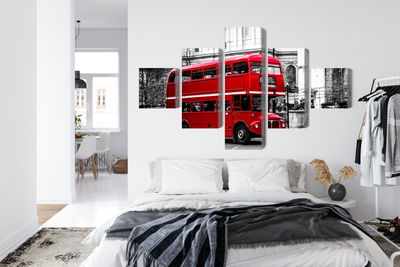 Ljuddämpande tavla - A double decker bus in London