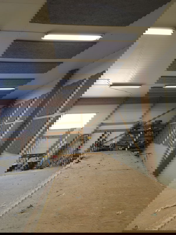 SilentDirect PES Ceiling Deep Industry -kattoabsorboiva materiaali teolliseen äänenvaimennukseen