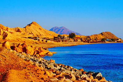 Ljuddämpande tavla - Sea and rocky coast