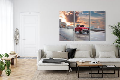 Ljuddämpande tavla - Historic car on the road